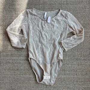 🤍 NWT Victoria's Secret Lace Mesh Long Sleeve Bodysuit | Size M | Cream/Nude